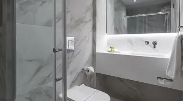 Sun Hall Hotel