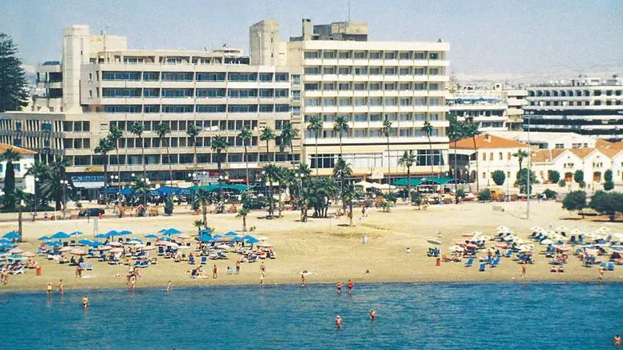 Sun Hall Hotel