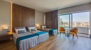 Sun Hall Hotel