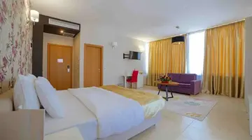 Sun Hotel