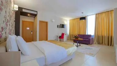 Sun Hotel