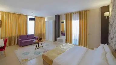 Sun Hotel