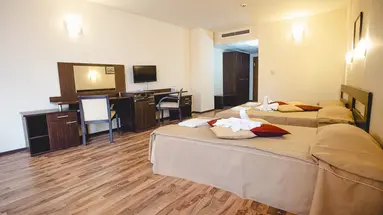 Sun Palace