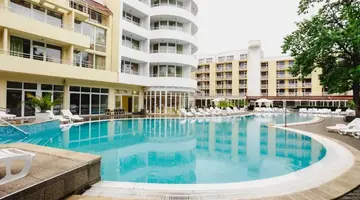 Sun Palace