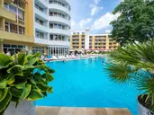 Sun Palace
