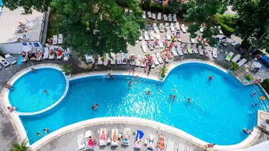 Sun Palace
