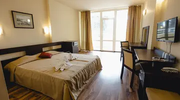 Sun Palace
