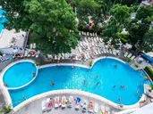 SUN PALACE