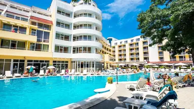 Sun Palace