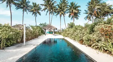 SUN SIYAM IRU FUSHI