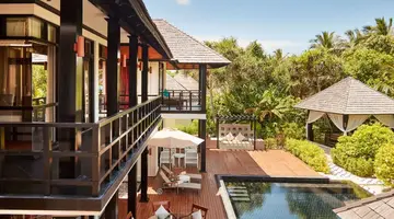 SUN SIYAM IRU FUSHI