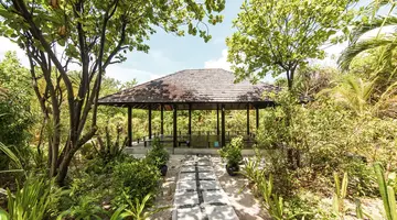 SUN SIYAM IRU FUSHI