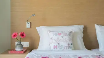 SUNDANCE APARTMENTS & SUITES