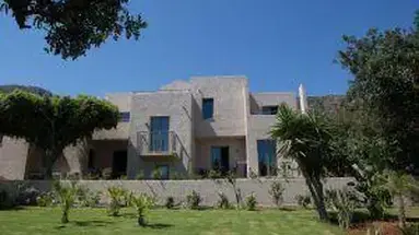 Sundance Apartments & Suites
