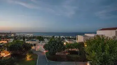 Sundance Apartments & Suites