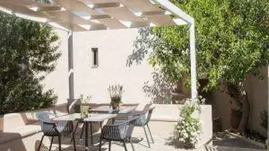 Sundance Apartments & Suites