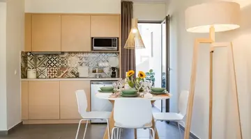 SUNDANCE APARTMENTS & SUITES