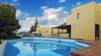 Sundance Apartments & Suites