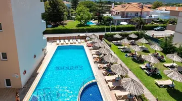 Sunday Hotel