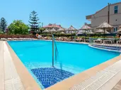 Sunday Hotel