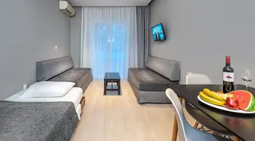 Sunday Hotel