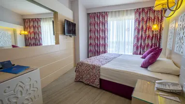 SUNMELIA BEACH RESORT HOTEL & SPA