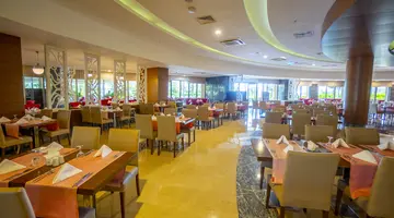 SUNMELIA BEACH RESORT HOTEL & SPA