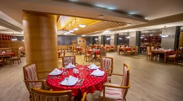 SUNMELIA BEACH RESORT HOTEL & SPA