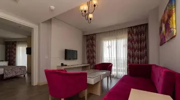 SUNMELIA BEACH RESORT HOTEL & SPA