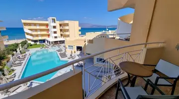 Sunny Bay Hotel - autohide noprices