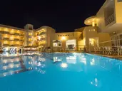Sunny Bay Hotel - autohide noprices