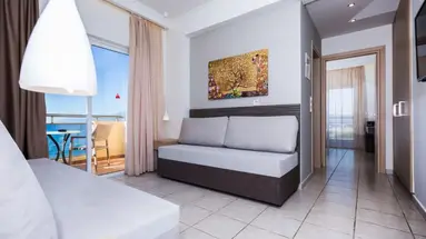 Sunny Bay Hotel - autohide noprices