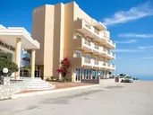 Sunny Bay Hotel - autohide noprices