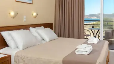 Sunny Bay Hotel - autohide noprices