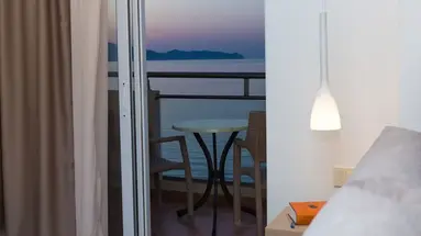 Sunny Bay Hotel