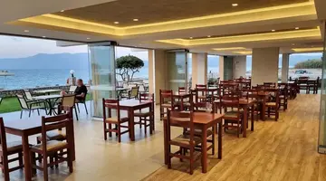 Sunny Bay Hotel