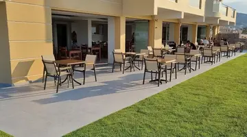 Sunny Bay Hotel