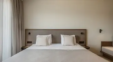 Sunny Bay Hotel