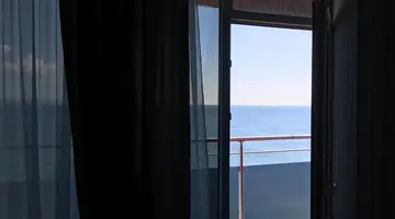 Sunny Bay
