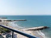 Sunny Bay