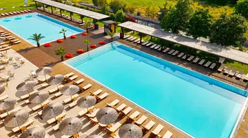 SUNNY BEACH CLUB (EX COOK'S CLUB)