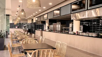 SUNNY BEACH CLUB (EX COOK'S CLUB)