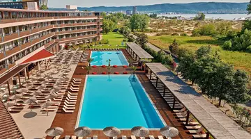 SUNNY BEACH CLUB (EX COOK'S CLUB)