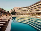 Sunny Beach Club
