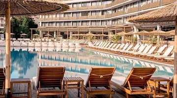 Sunny Beach Club