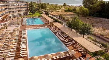 Sunny Beach Club