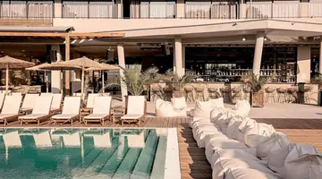 SUNNY BEACH CLUB