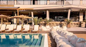 Sunny Beach Club