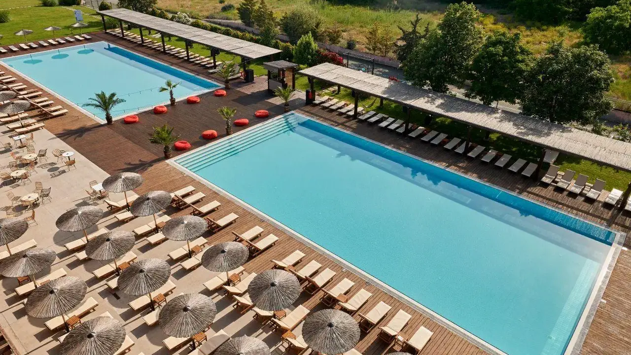 SUNNY BEACH CLUB