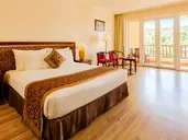 Sunny Beach Resort & Spa